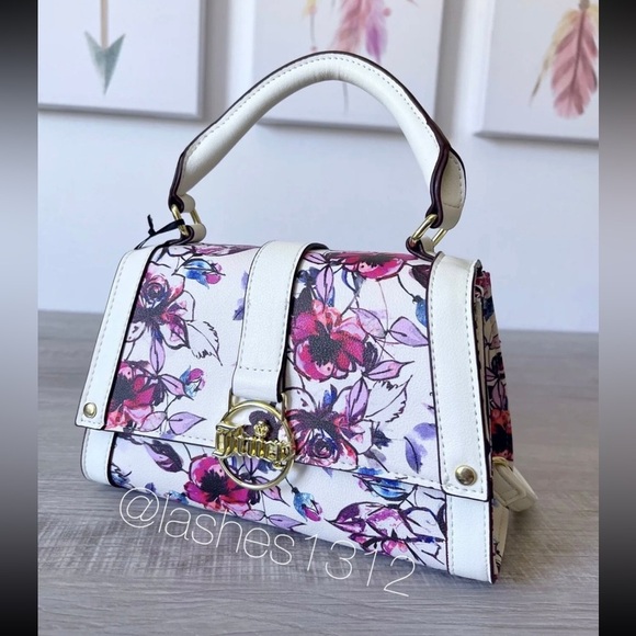 JUICY COUTURE Bag Fancy Flap Crossbody - White Floral - Picture 3 of 8